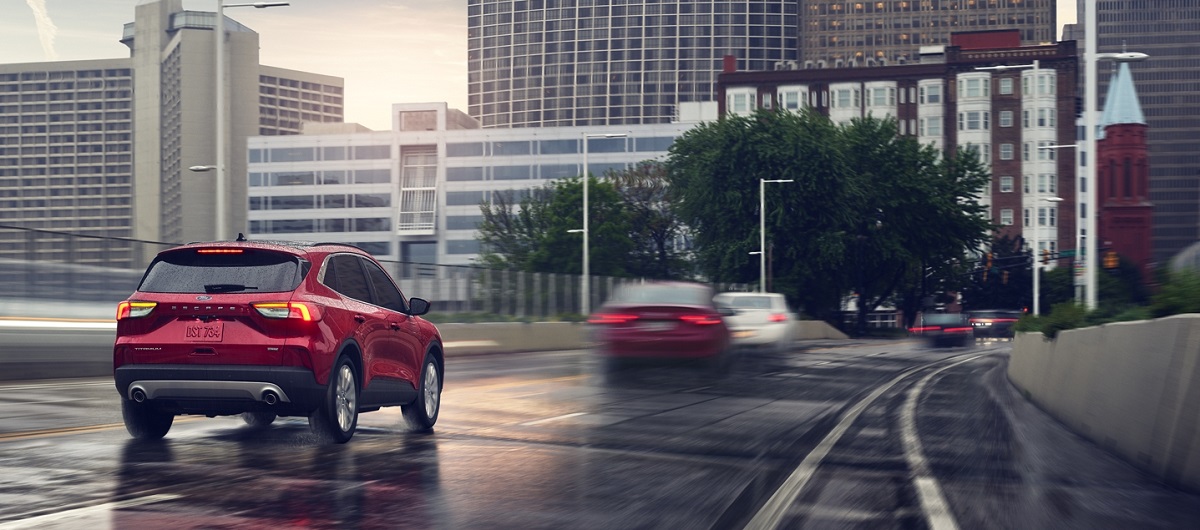 kiểm soát tốc độ trên ford escape 2021