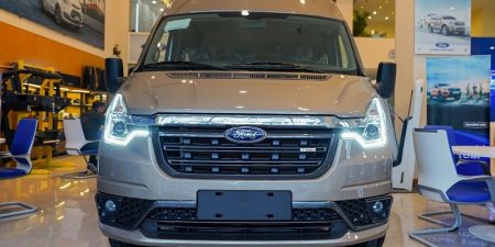 Ford Transit 2022 2023 Tại Hà Đông