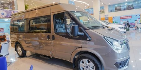 Ford Transit 2022 2023 Tại Hà Đông