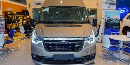 Ford Transit 2022 2023 Tại Hà Đông