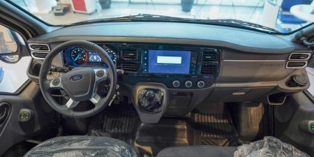 Nội Thất Ford Transit 2022 2023 Tại Hà Đông