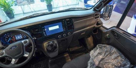 Nội Thất Ford Transit 2022 2023 Tại Hà Đông