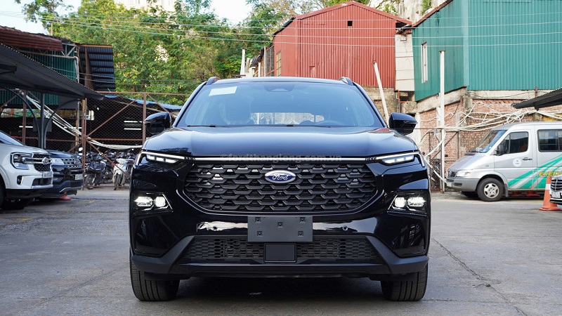 Đầu xe Ford Territory Sport Mới màu đen 2025
