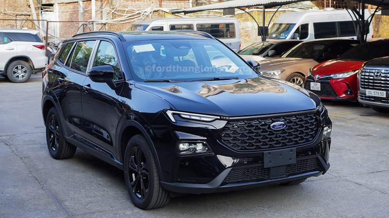 Xe Ford Territory Sport Mới màu đen 2025