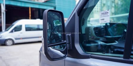 Ngoại Thất Ford Transit Premium 16 Chỗ Màu Bạc Mới