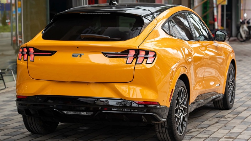 Ford Mustang Mach-E - Ảnh 5