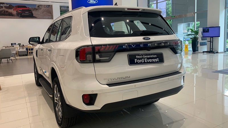 Ford Everest Titanium 4x4 AT Bi-Turbo - Ảnh 9