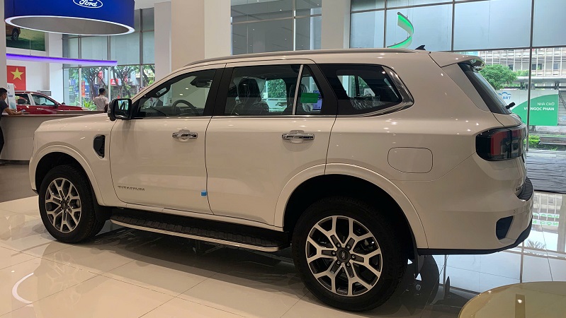 Ford Everest Titanium 4x4 AT Bi-Turbo - Ảnh 10