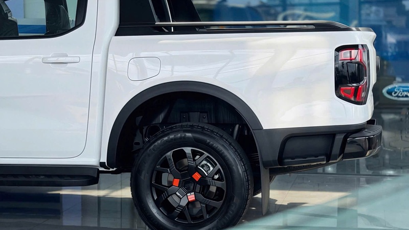 Ford Ranger Wildtrak 2.0L 4x4 AT - Ảnh 17