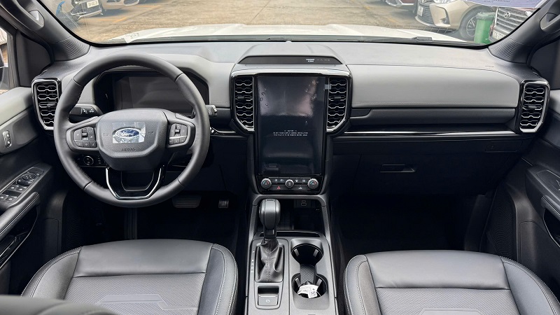 Ford Everest Sport 2.0L 4x2 AT - Ảnh 9