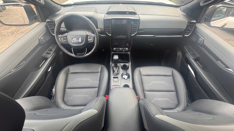 Ford Everest Sport 2.0L 4x2 AT - Ảnh 8